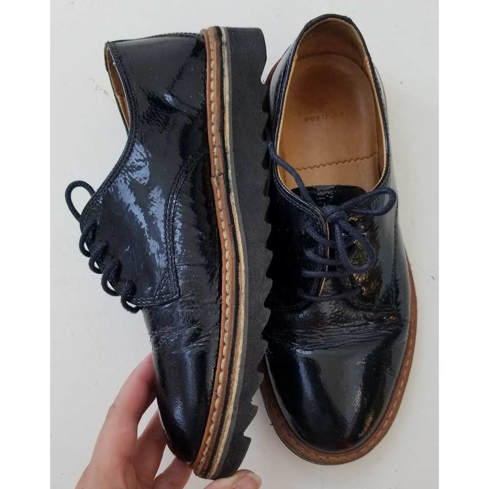 Purified Patent Leather Brogue Loafers - Picture 3 of 4